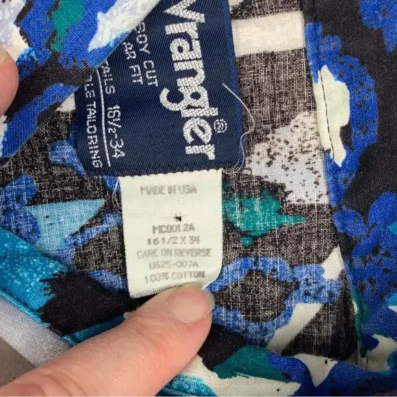 Wrangler mens 16.5 Large cowboy cut blue black Aztec print long tail vintage yel - Picture 5 of 9